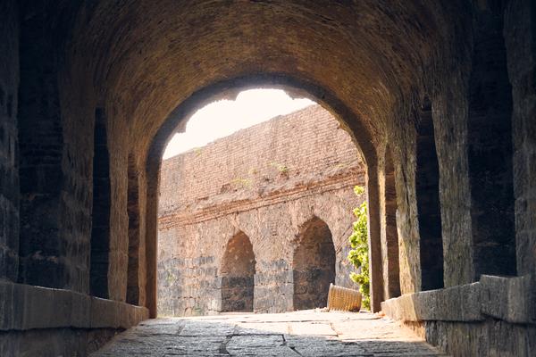Fort archway